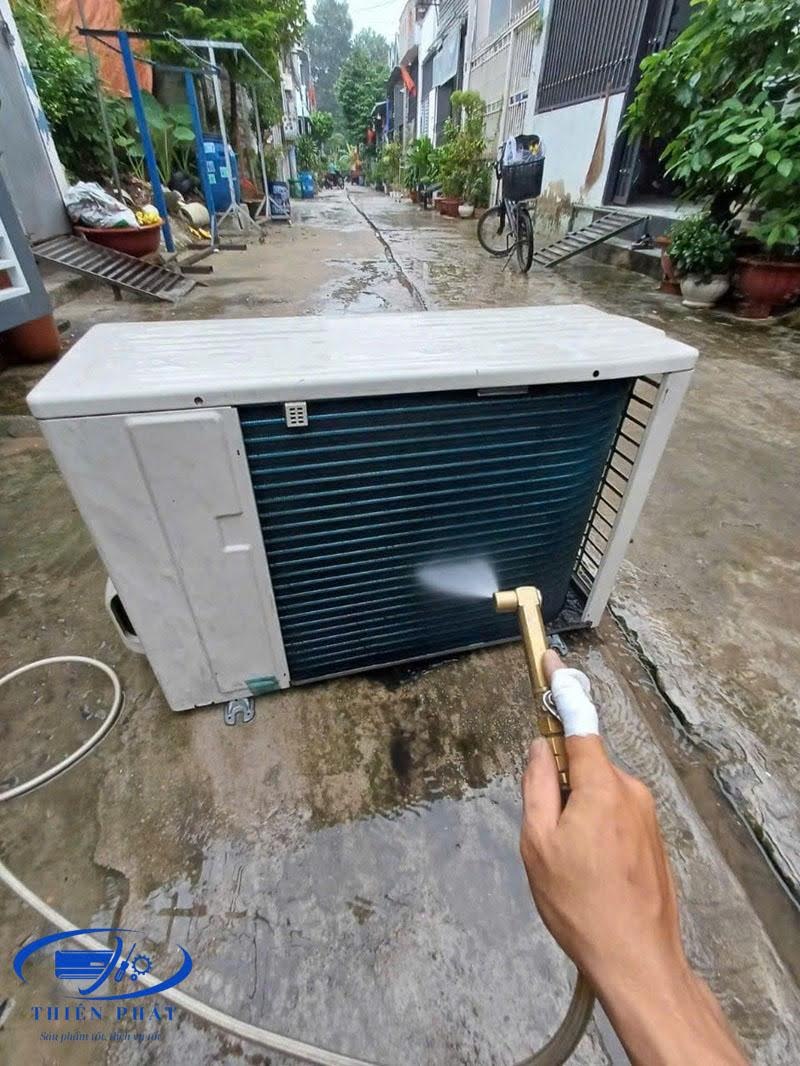 vệ sinh máy lạnh bình dương chất lượng
